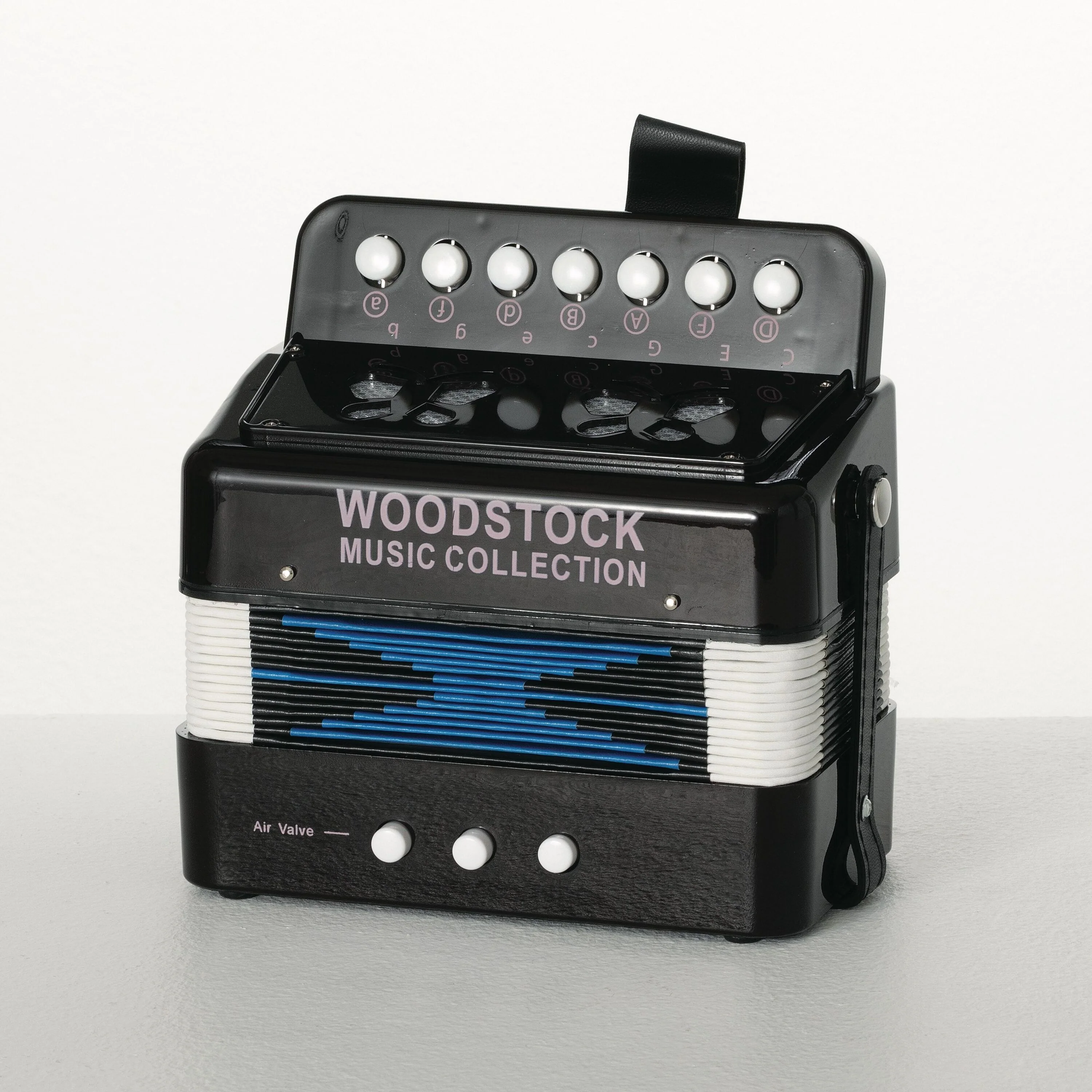 Woodstock Kid's Accordion - Black - Image 2